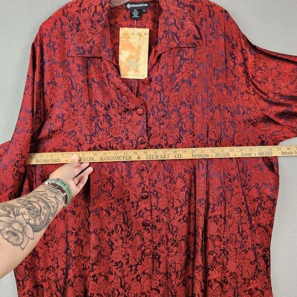 Women's Endless Knot Art Blouse Red Katcha Long Sleeve One Size NWT - Picture 3 of 9